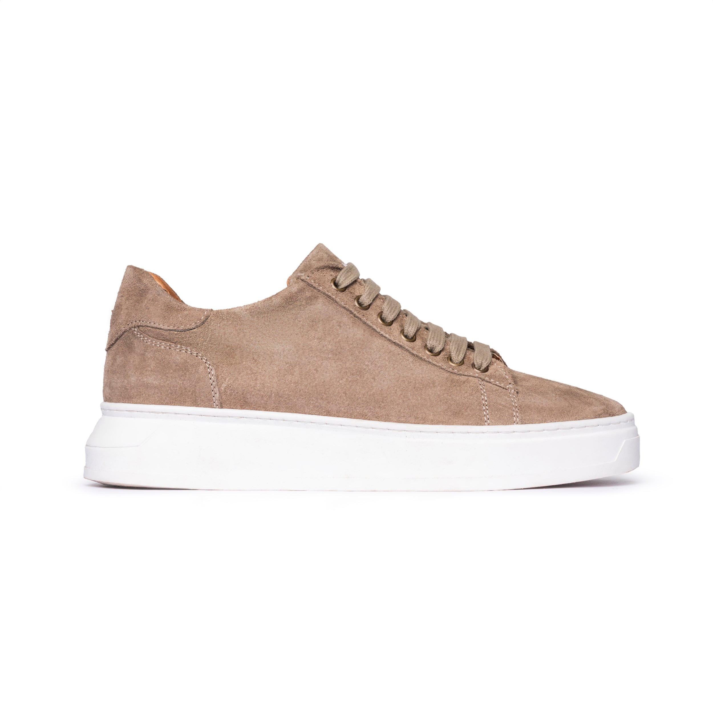 Sneakers Uomo in Camoscio Beige Sabbia con Suola Bianca – AP-47