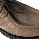 Articolo DECIMO Camoscio Taupe con Suola Roccia Uomo