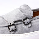 Monk strap Uomo in Camoscio Grigio chiaro con Fibbie e Suola Bianca