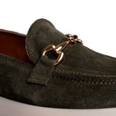 Mocassino Donna in Camoscio Verde Oliva con Catena Dorata