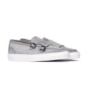 Monk strap Uomo in Camoscio Grigio chiaro con Fibbie e Suola Bianca